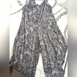 Never Worn Jumpsuit ...See Description
